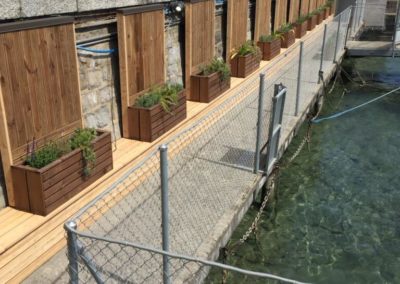 Création de totem sur un banc pour Boat Genève